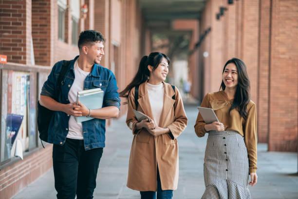 留学生找代写服务 2023怎么选代写？