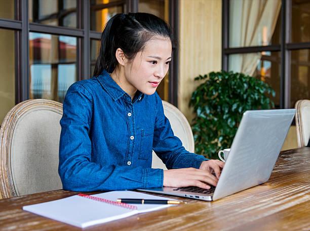留学生应当如何快速查找对应的文献资料？哪些需要留意